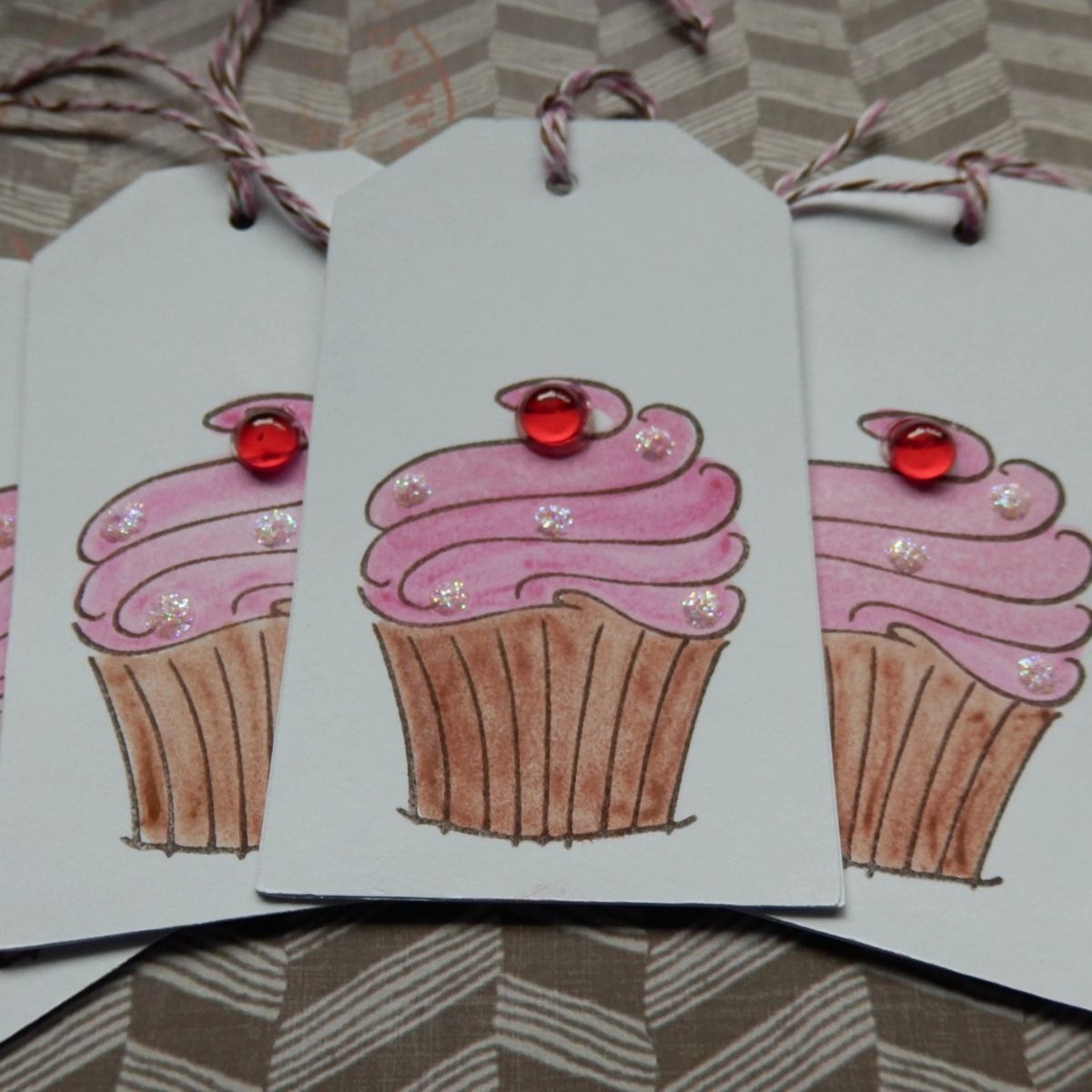 Custom Cupcake Box Tags: Ideas, Tips & Expert Insights