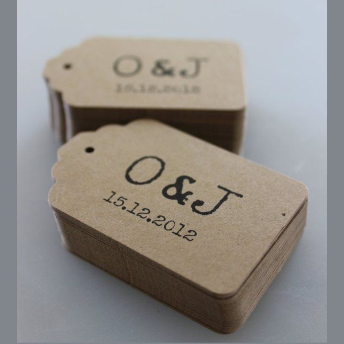 The Ultimate Guide to Custom Printed Swing Tags for Apparel Branding