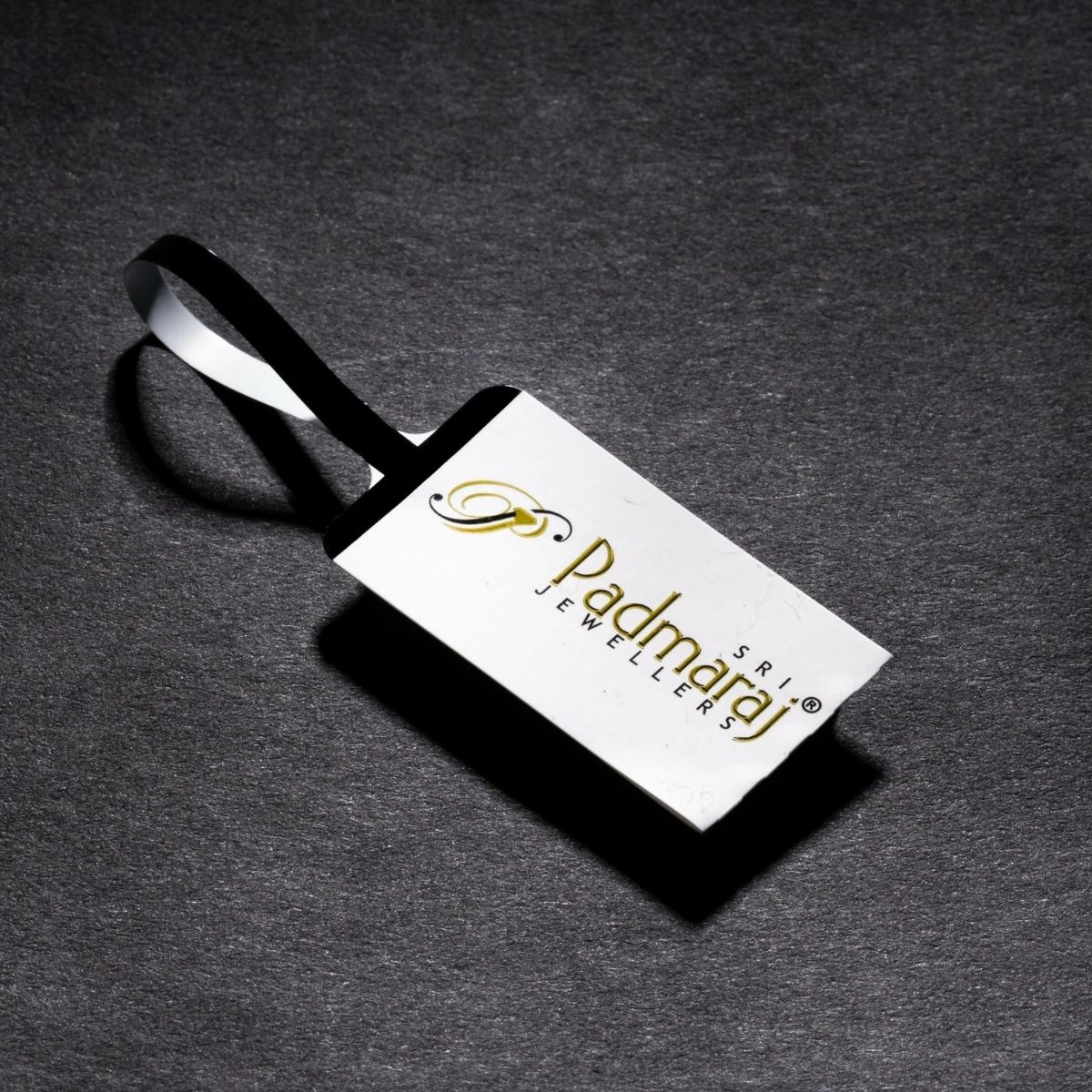 Custom Jewelry Hang Tags: Your Complete Guide to Metallic Jewelry Tags